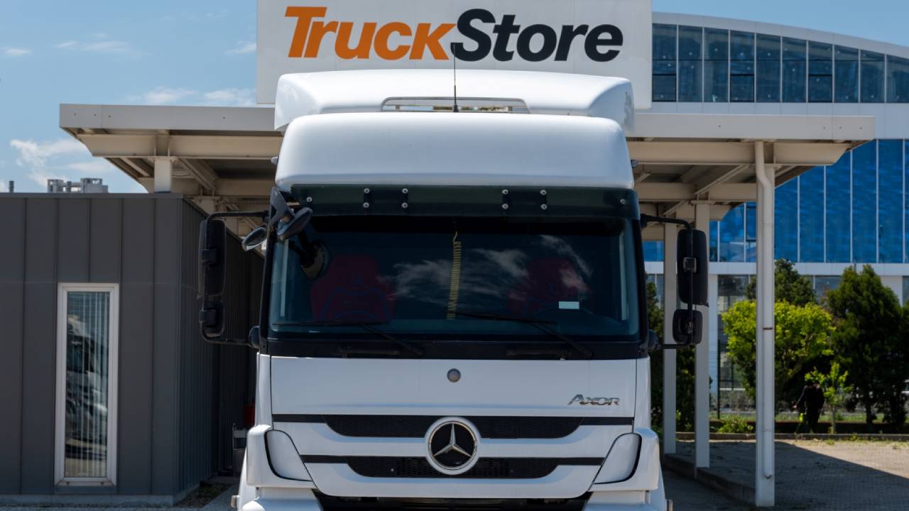 truckstore
