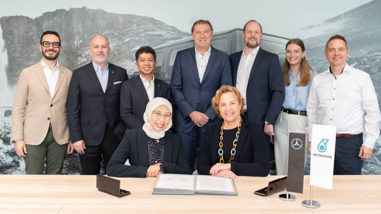 petronasmercedes