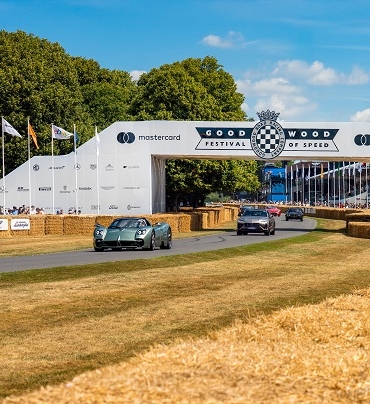 1752651559_Pirelli_10_000HP_for_P_Zero_at_Goodwood_Festival_of_Speed
