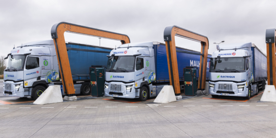 1765882645_Renault_Trucks_Blainville_Bourg_Lojistik_Koridoru_Go__rsel_2