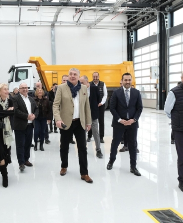 Mercedes-Benz Türk Yatırımı Konya'da Devreye Girdi: Ağır Araç Servisi Açıldı