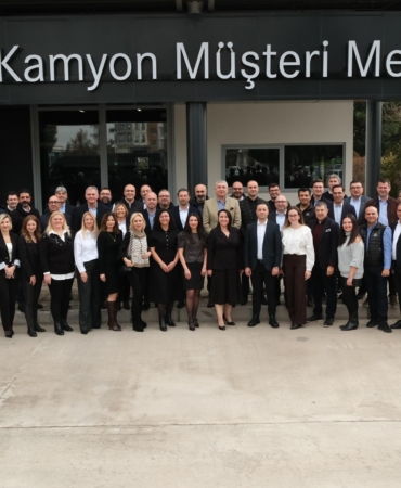 Mercedes-Benz Türk’ten Aksaray’da 111 Bin Araç Teslimatı: Merkez Yenilendi