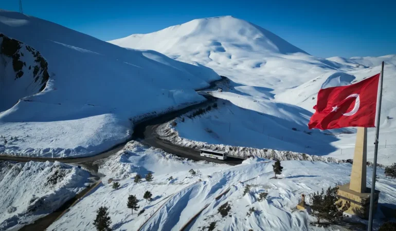 Küresel Test Üssü: İstanbul'dan Dünya Sahnesine